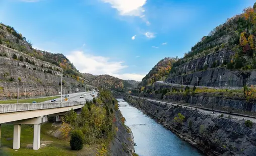Pikeville Cut-Through Overlook Events Center